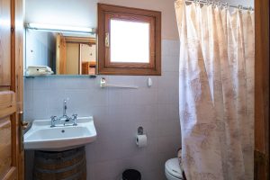 afoi-mathe-klafsi-karpenisi-room-b05