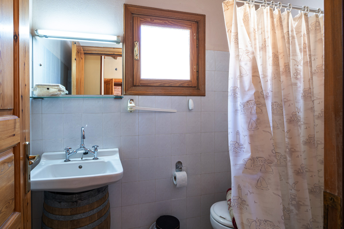 afoi-mathe-klafsi-karpenisi-room-b05