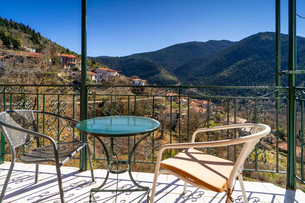 afoi-mathe-klafsi-karpenisi-room-b07